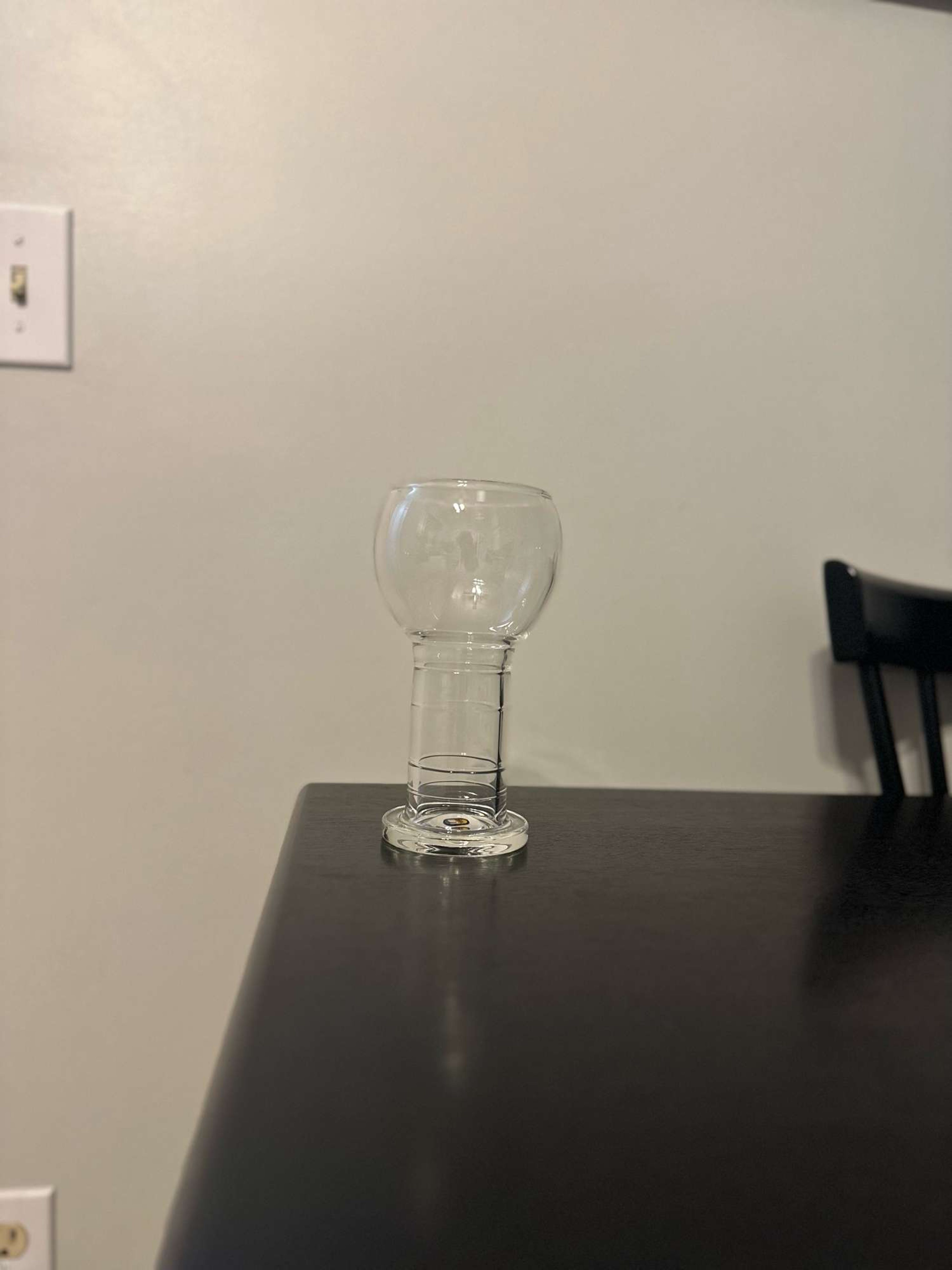 Shamby pint glass image 0