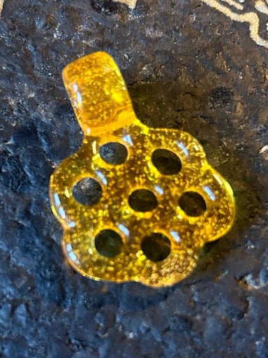 Preview pic of Glyph honeycomb pendant 