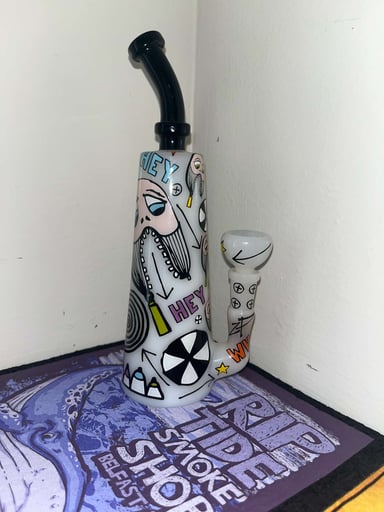 Preview pic of Graffiti Tube