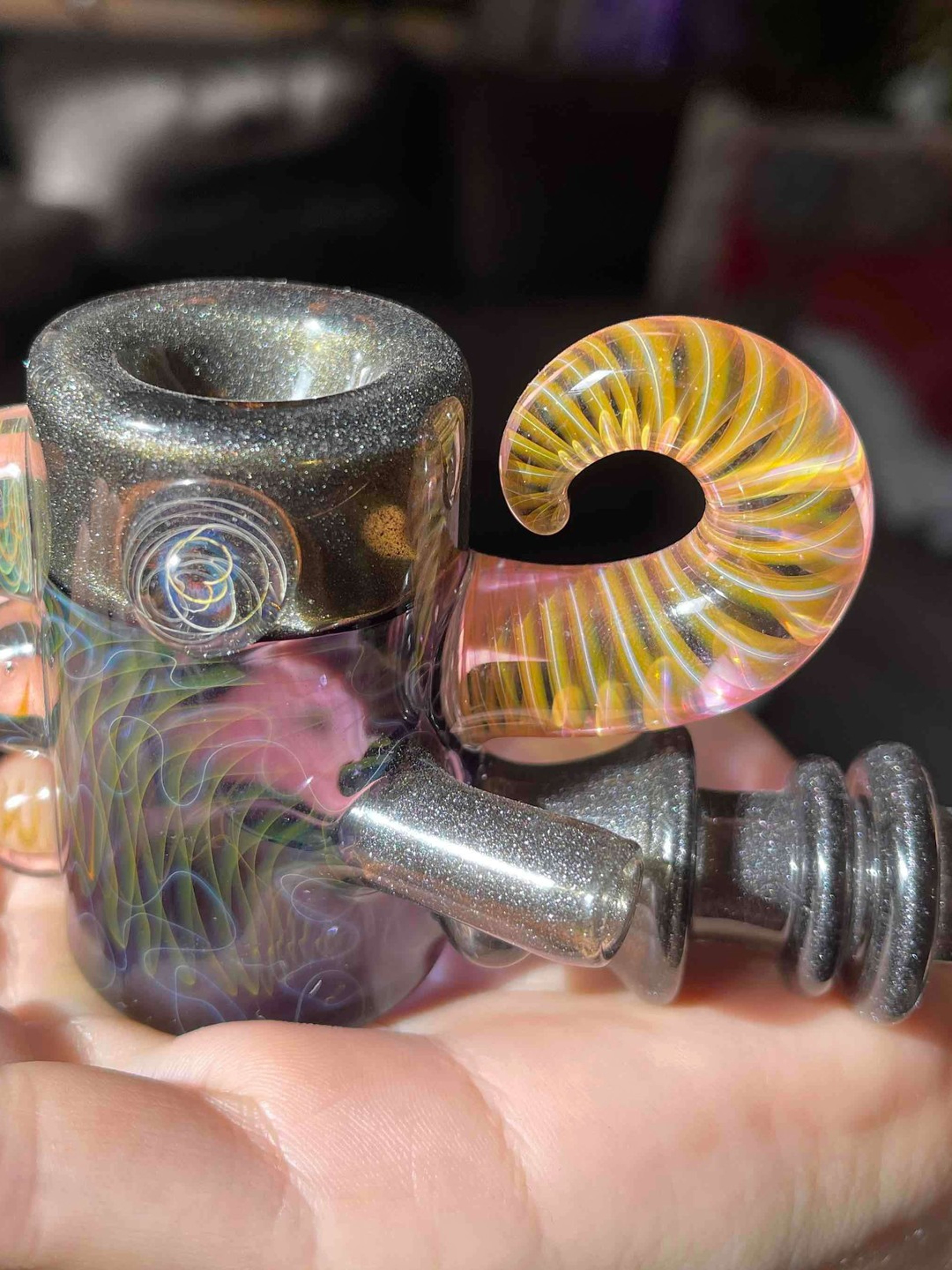 WormGlass Hocorn Pipe! HUGE DISCOUNT! image 0
