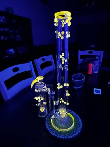 Preview pic of Fluid glass