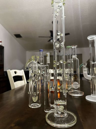 Preview pic of All glass for sale read discription ⬇️