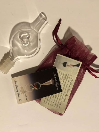 Preview pic of Michael Higgins/ New Dynasty Glass, Inc. Wine Aerator