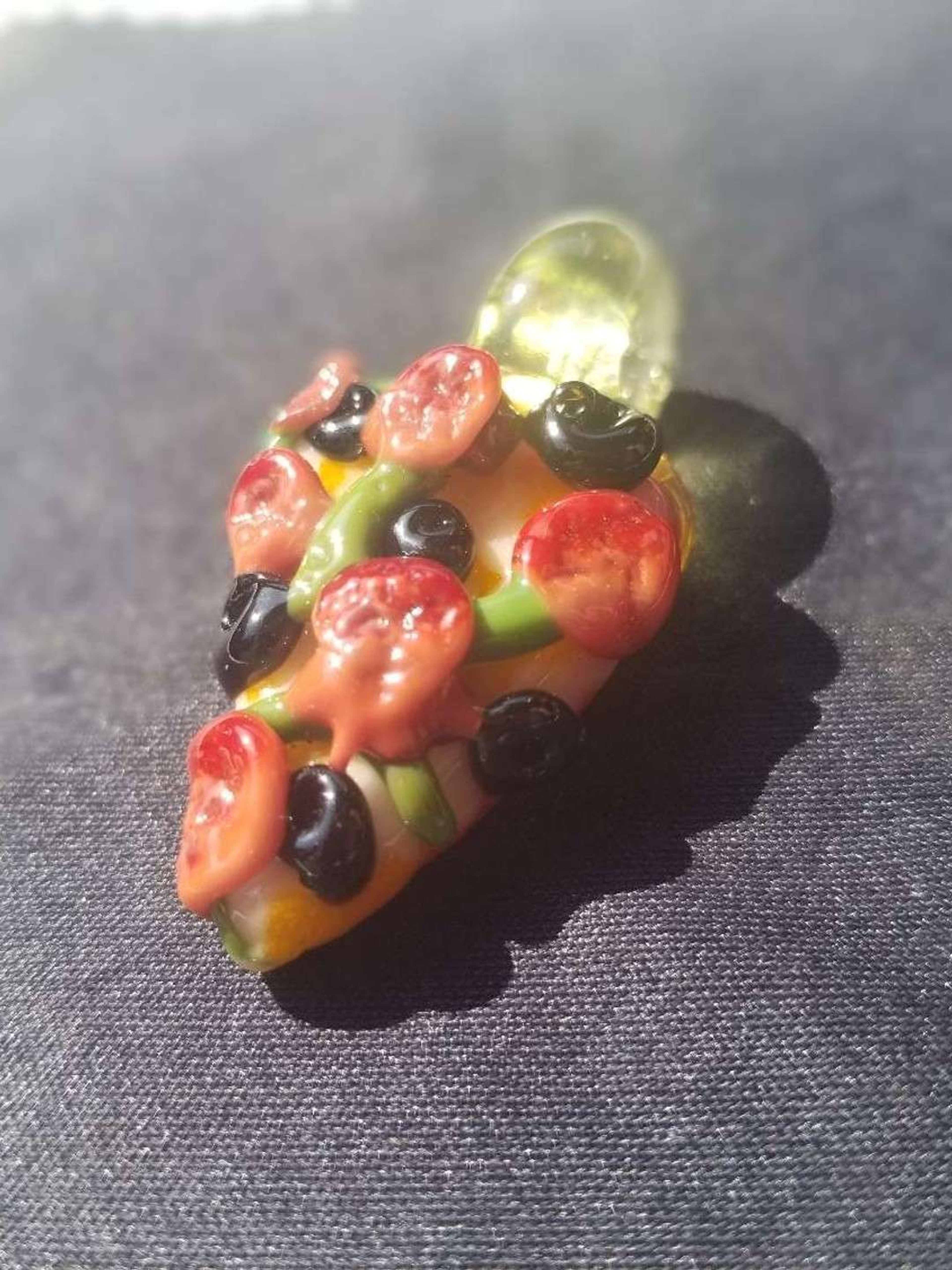 Supreme Slice Pendy image 0