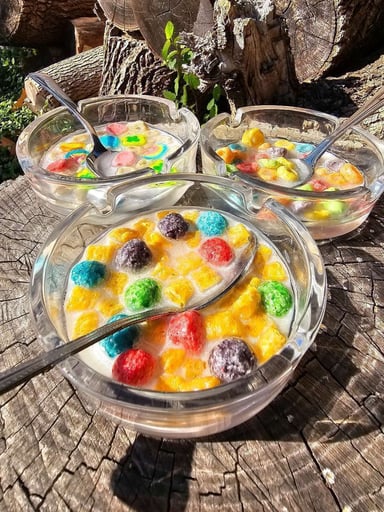 Preview pic of Cereal ashtrays 