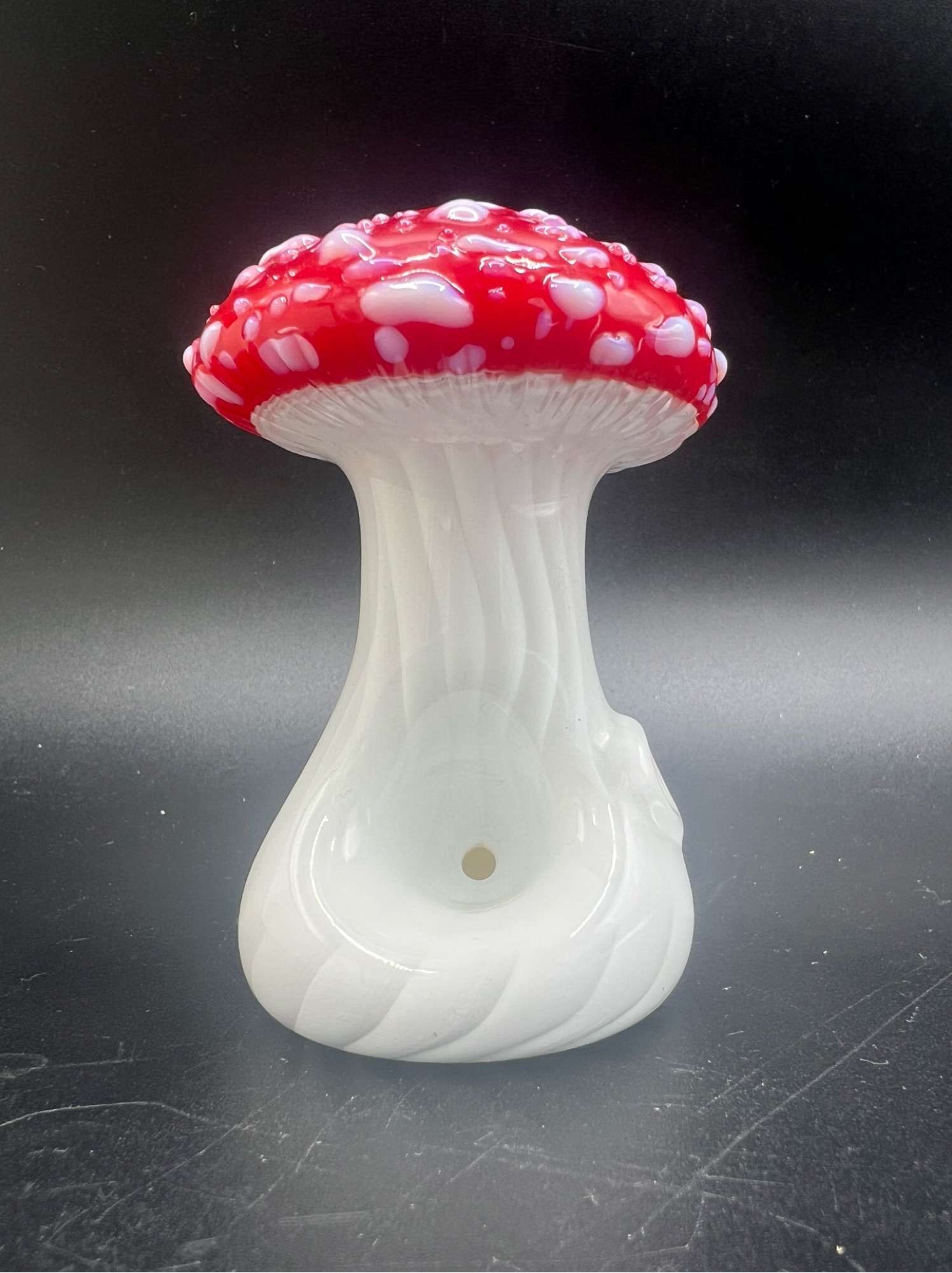 Amanita Muscaria Pipe image 0