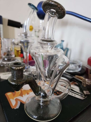 Preview pic of Boogie Glass Recycler