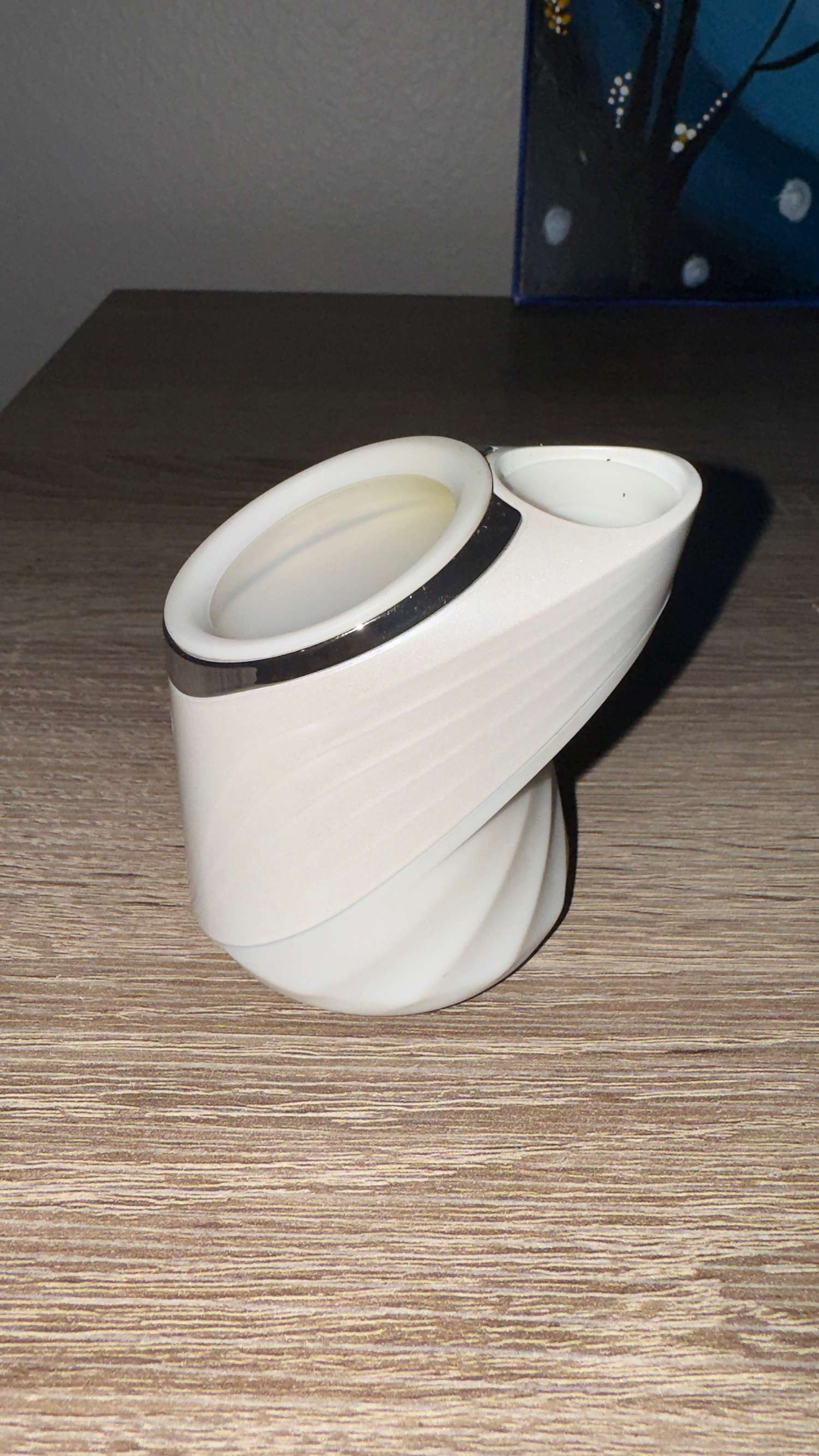 V2 Pearl Puffco Base image 0