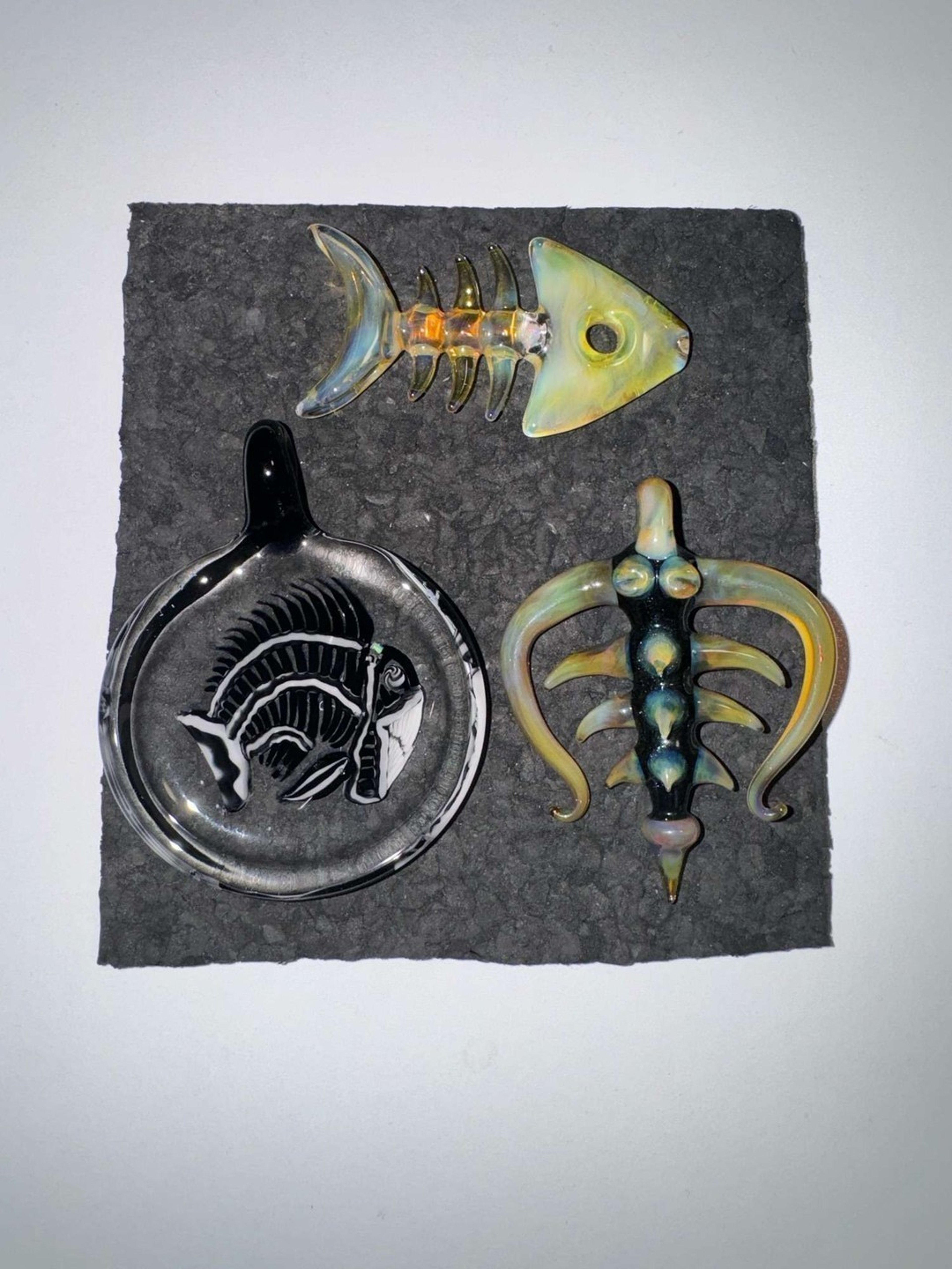 Preview pic of Various Buck Glass Pendants