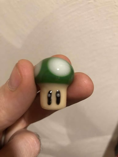 Preview pic of Johnston Glass 1up mushroom spinner cap