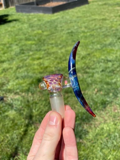 Preview pic of Trex 1/1 crescent horn, ap x glopal honeycomb, with millie&opal