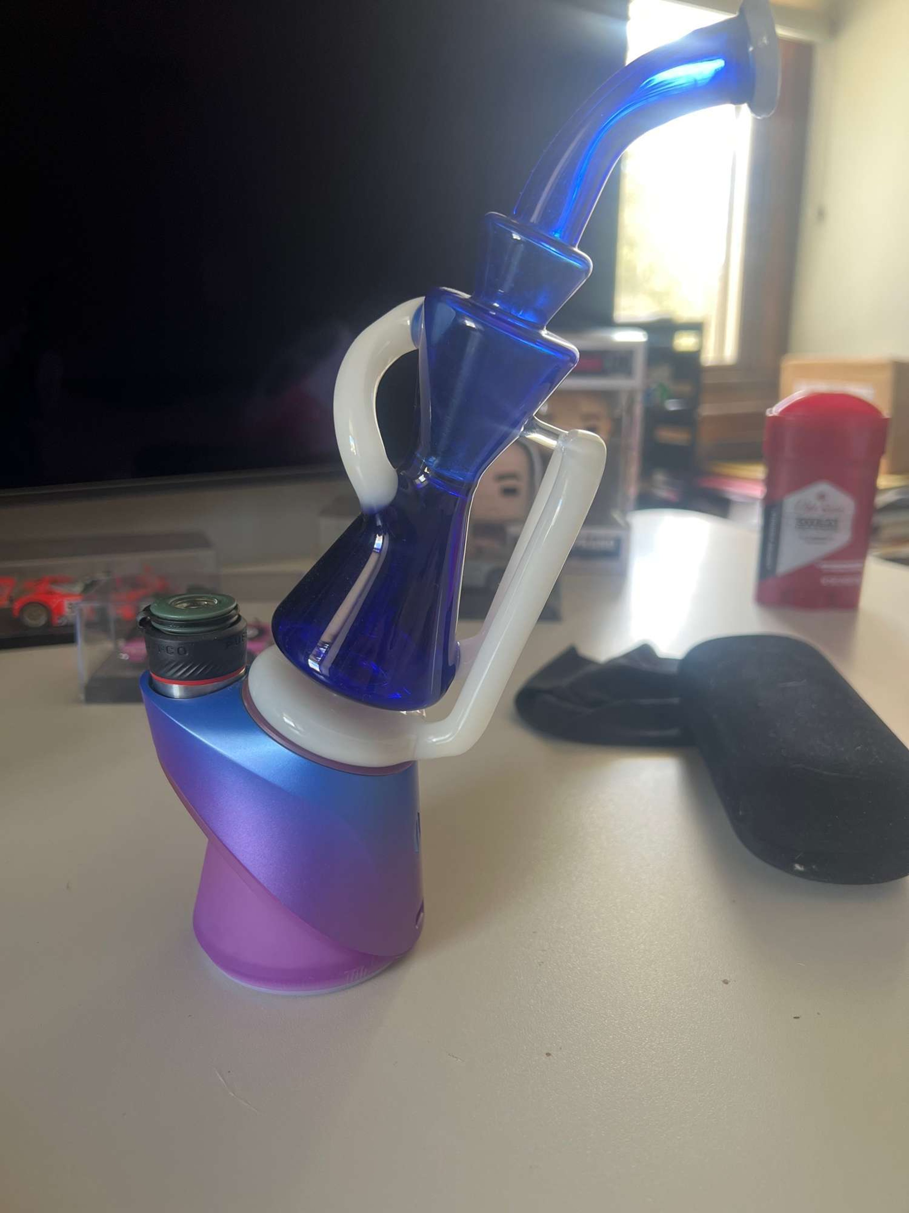 Preview pic of Puffcos peak pro indiglow