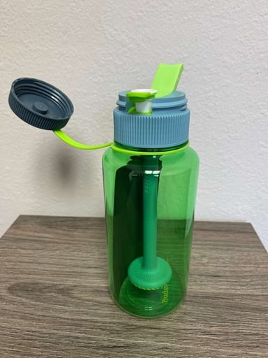 Preview pic of Puffco Portable Bong Water Bottle (Emerald)