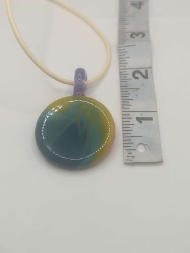 Preview pic of Oblong disc pendant, multicolor #1