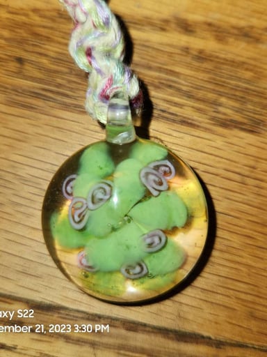Preview pic of Green and pink white spiral Keychain