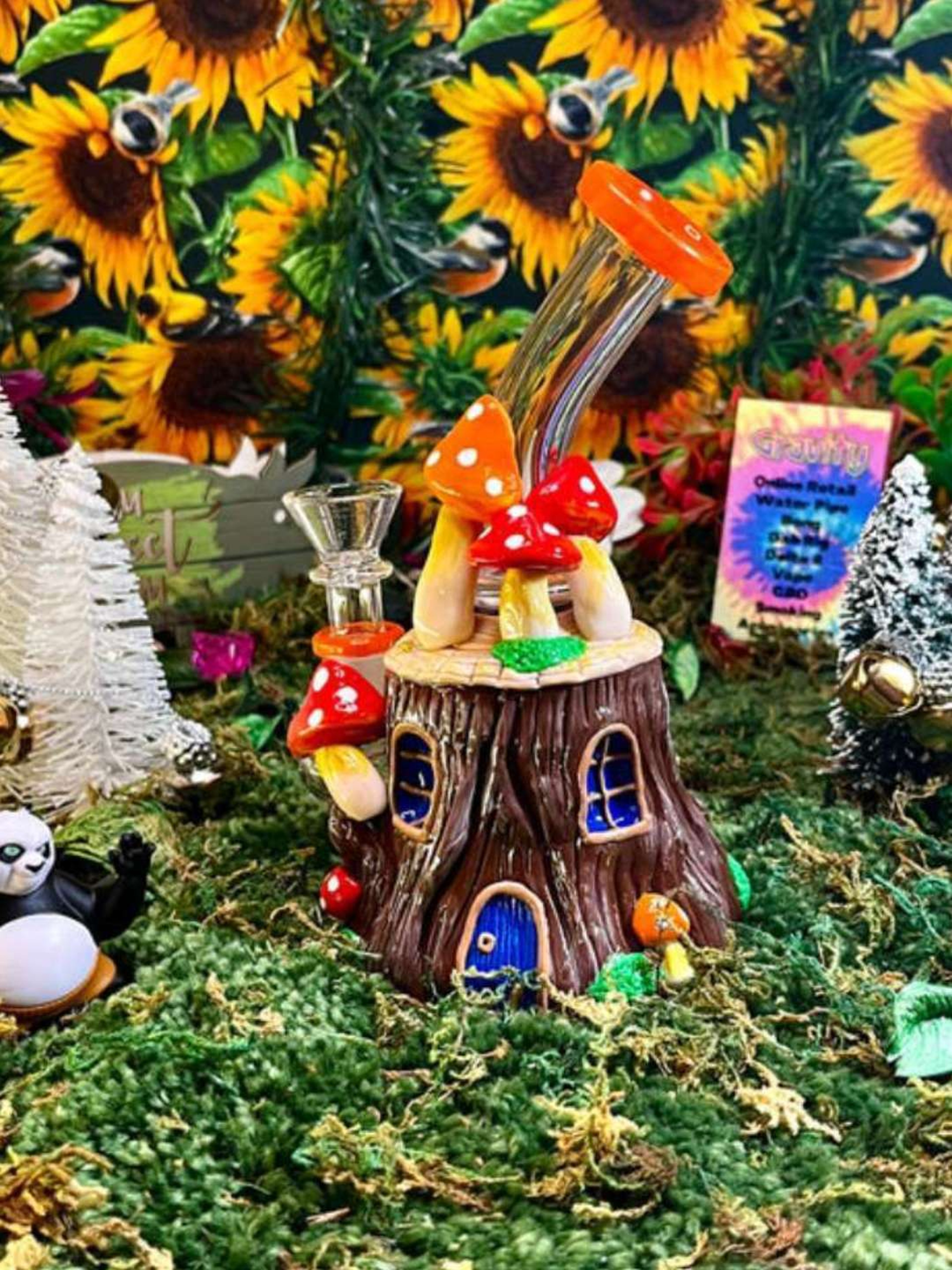 Mushroom Treehouse Glass Ceramic Rig image 0