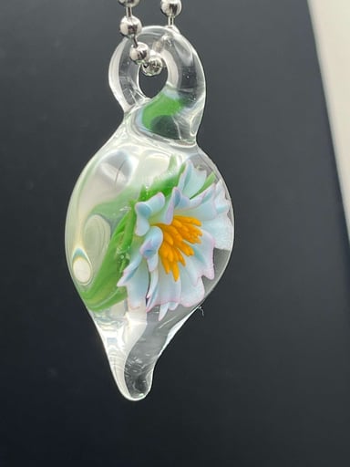 Preview pic of Flower Pendant