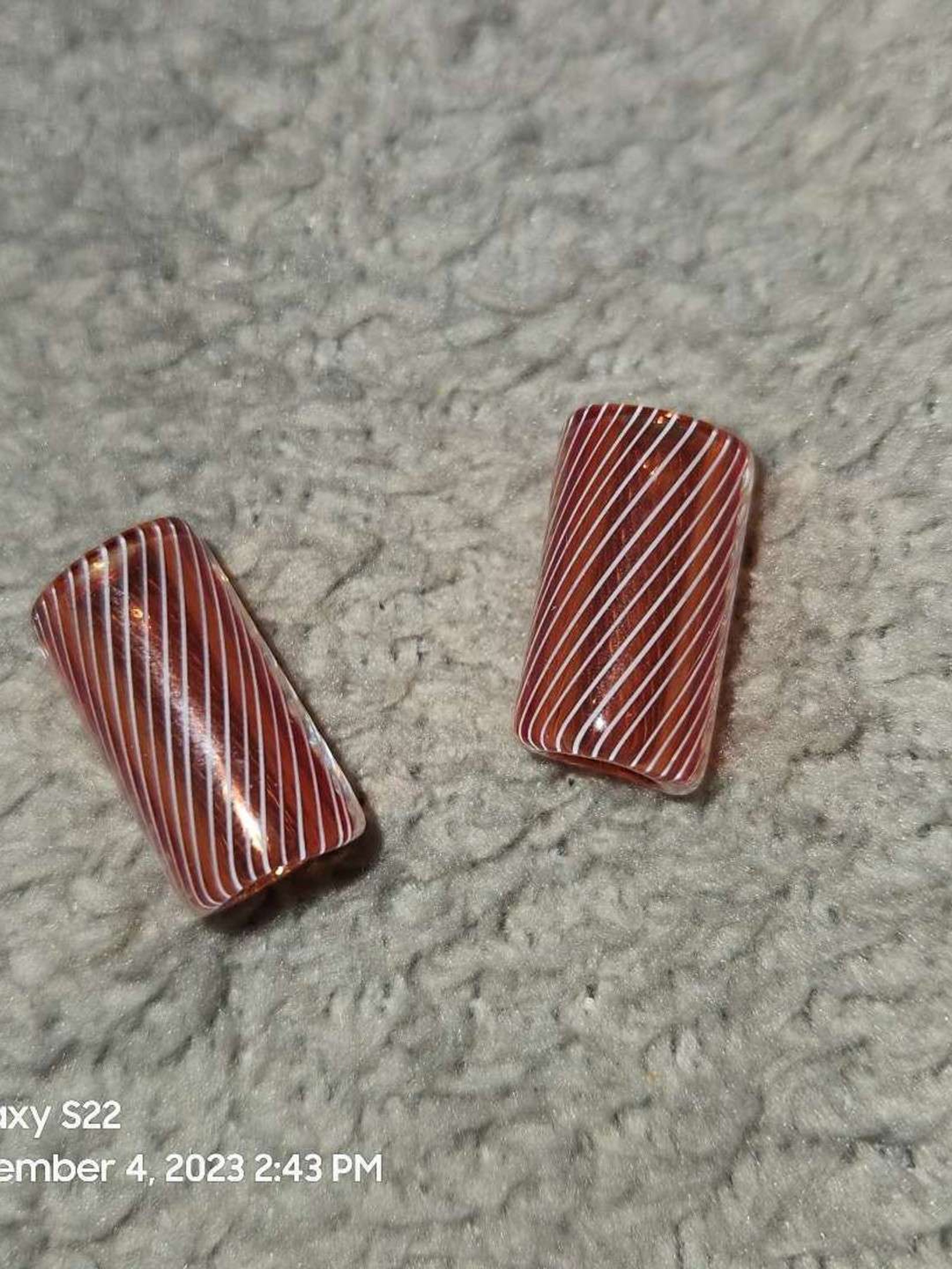 Fume linework beads set of 2 image 0