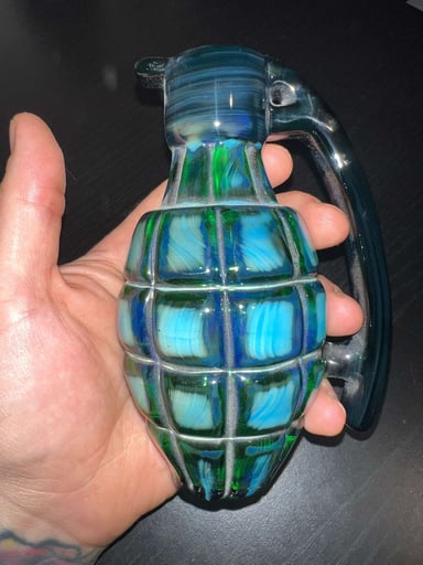 Preview pic of 18mm Chameleon glass Grenade ashcatcher