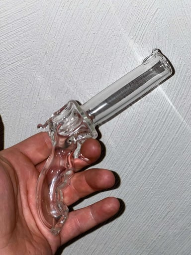 Preview pic of Gun hand pipe