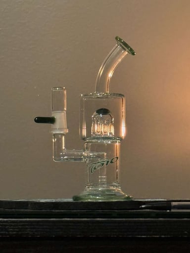 Preview pic of Toro Mac-8 OG green stardust lips