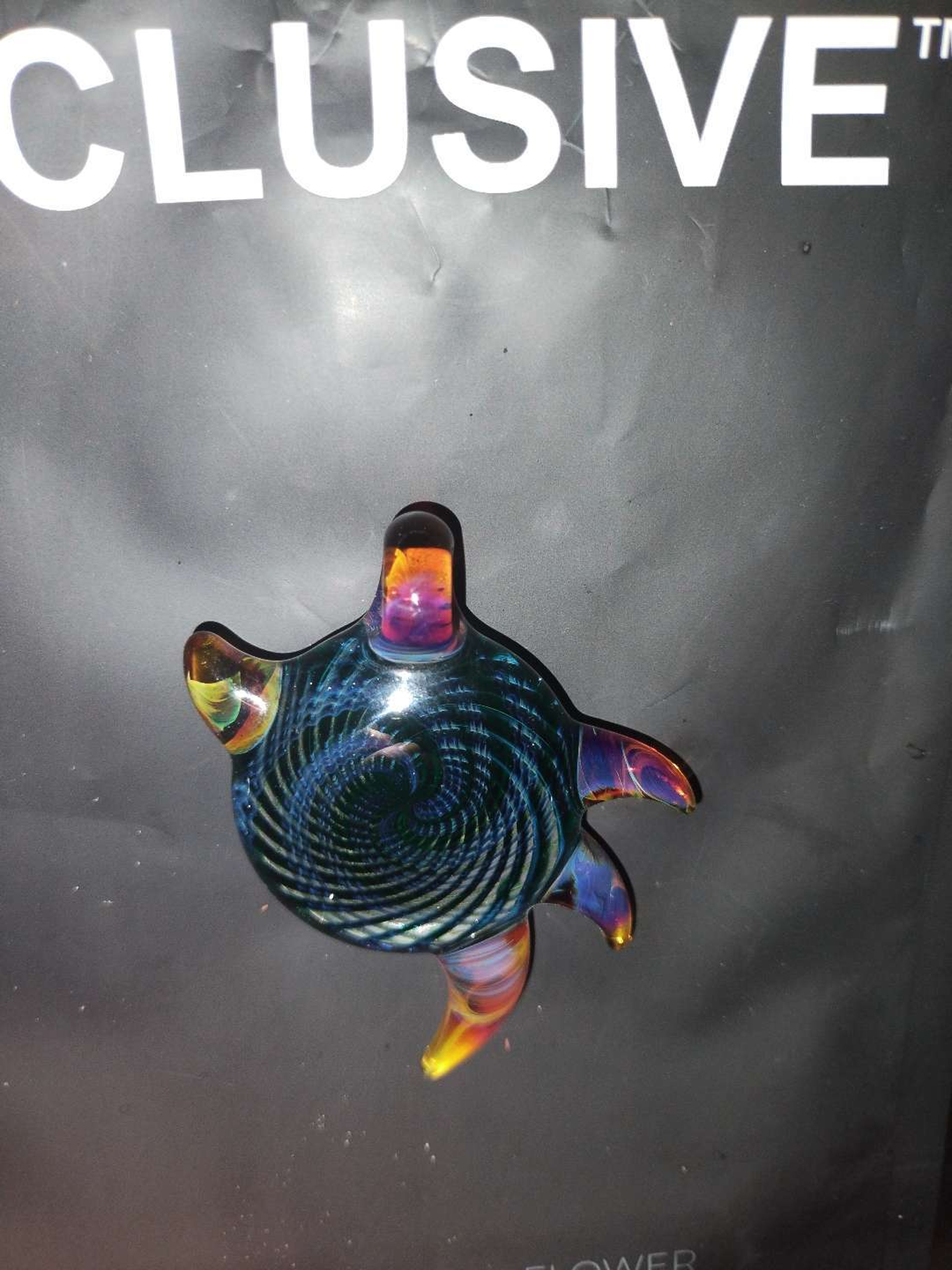Dosh World UV pendant image 0