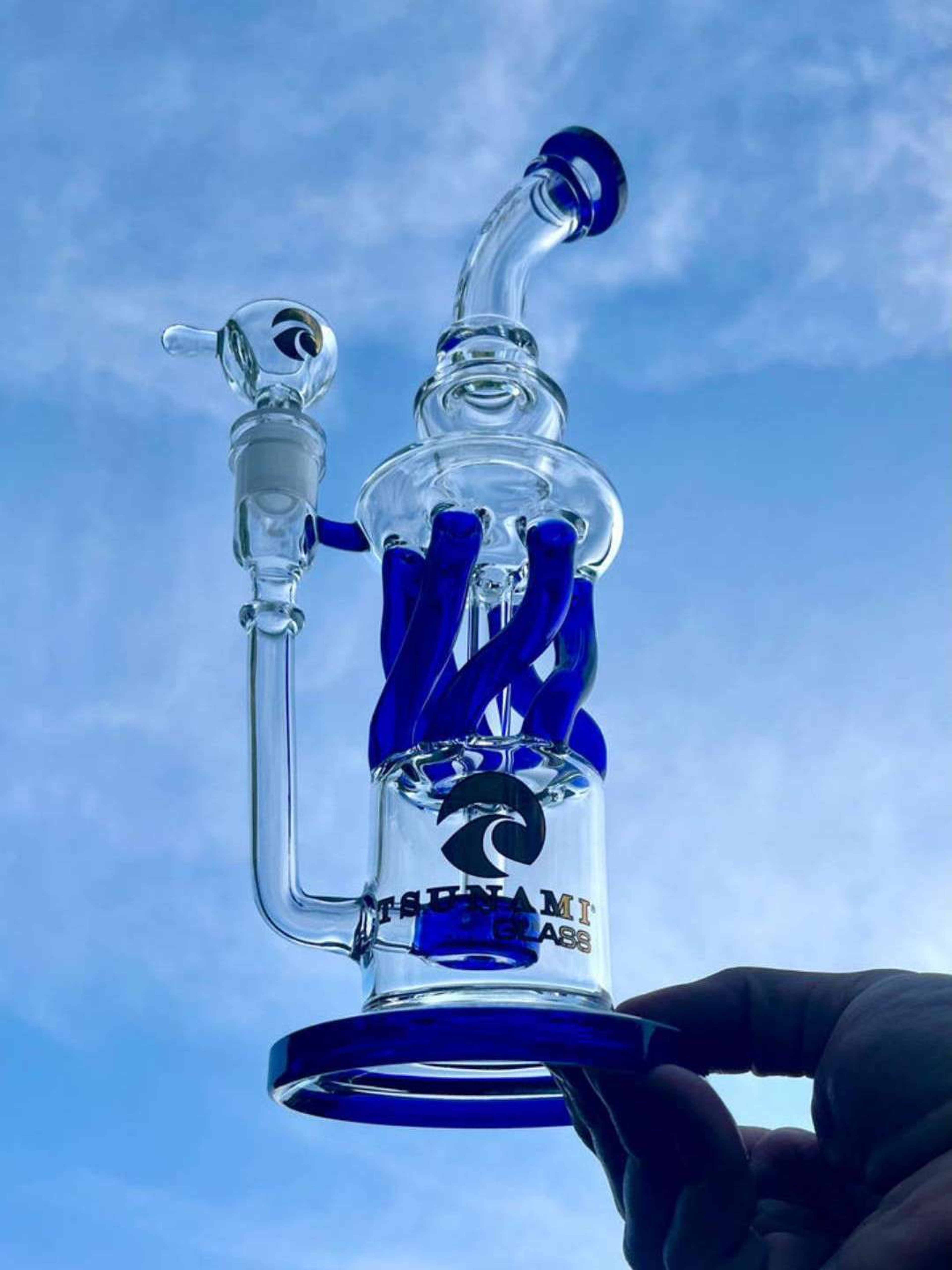 13" Tsunami Glass Recycler Rig
image 0