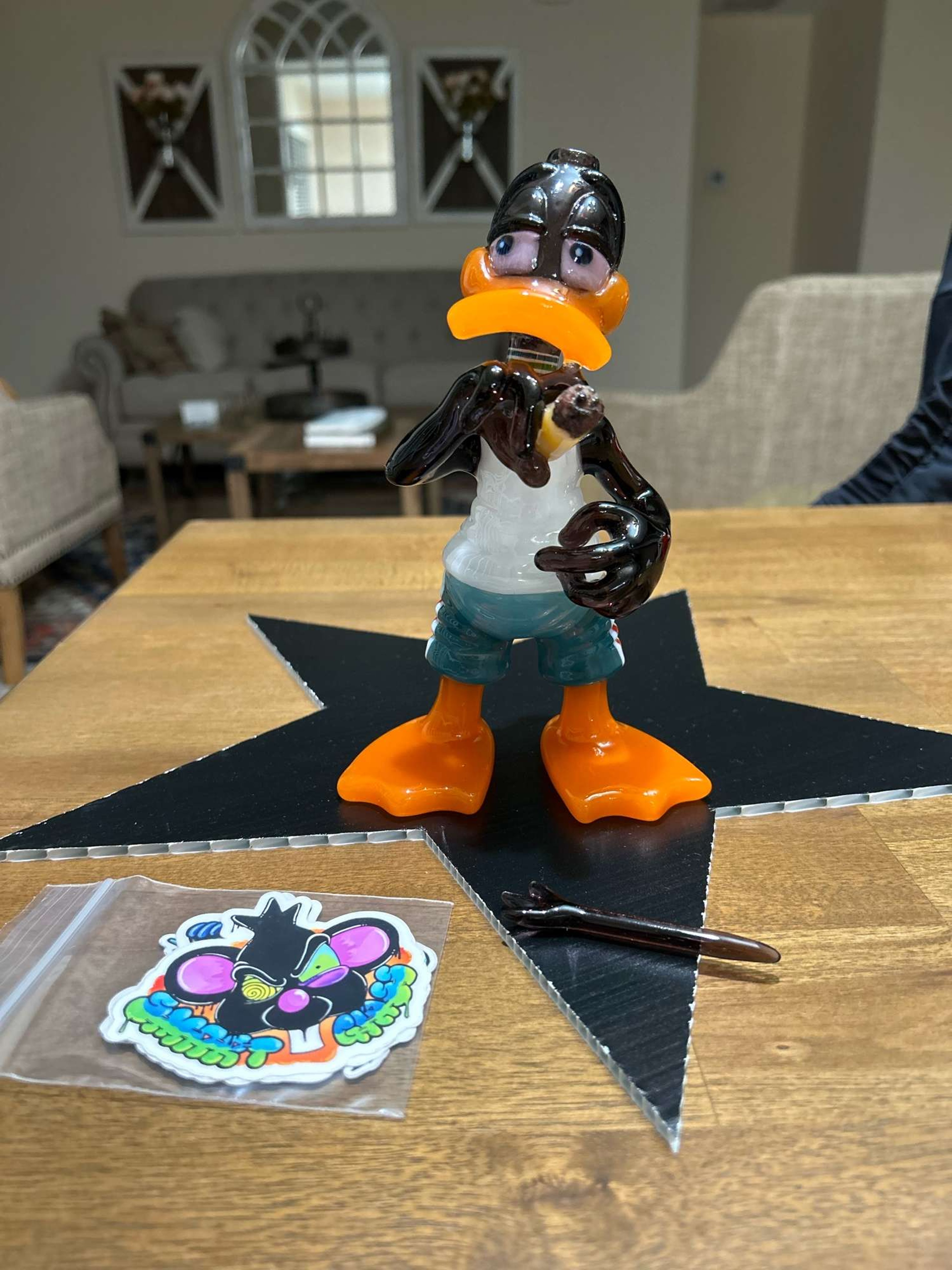 NEW Jsmart Daffy Duck w | Shop Jsmart Glass on GlassPass