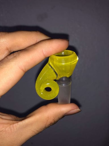 Preview pic of Black t glass slide