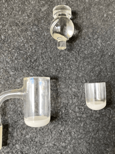 Preview pic of Eternal quartz opaque round bottom, matching insert and quartz spinner cap