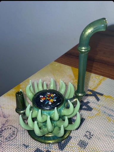 Preview pic of Freeek inline
