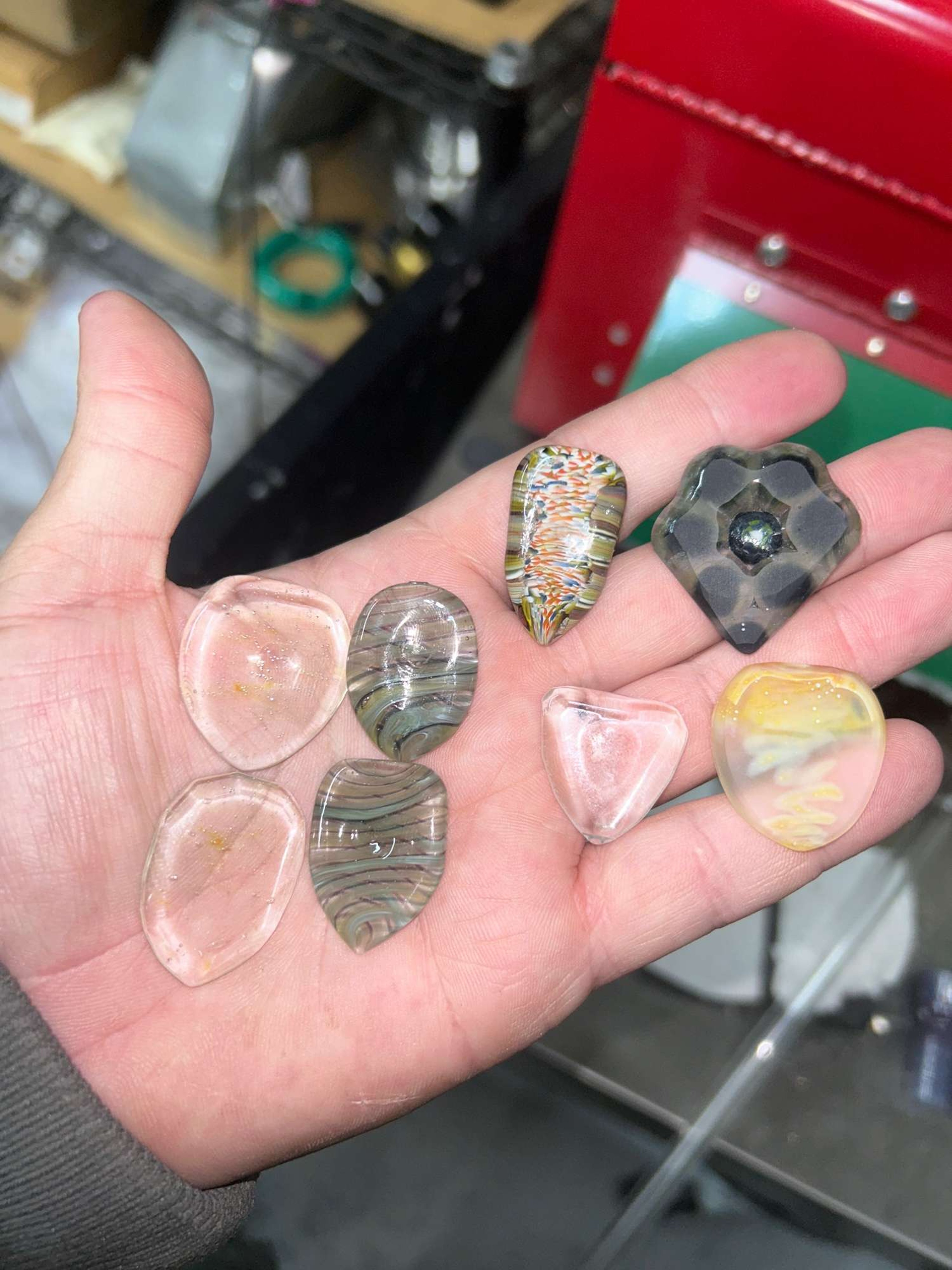 Preview pic of Glass guitar picks!