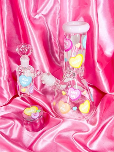 Preview pic of Pink Candy Hearts 10in Beaker With Matching Ash Catcher & Grinder