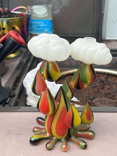 Preview pic of Rasta raindrops