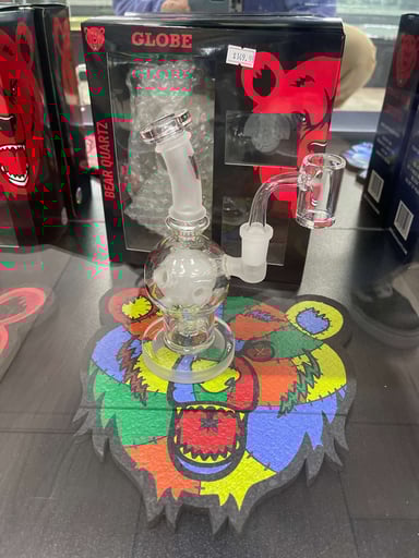 Preview pic of Bear Quartz globe frosted