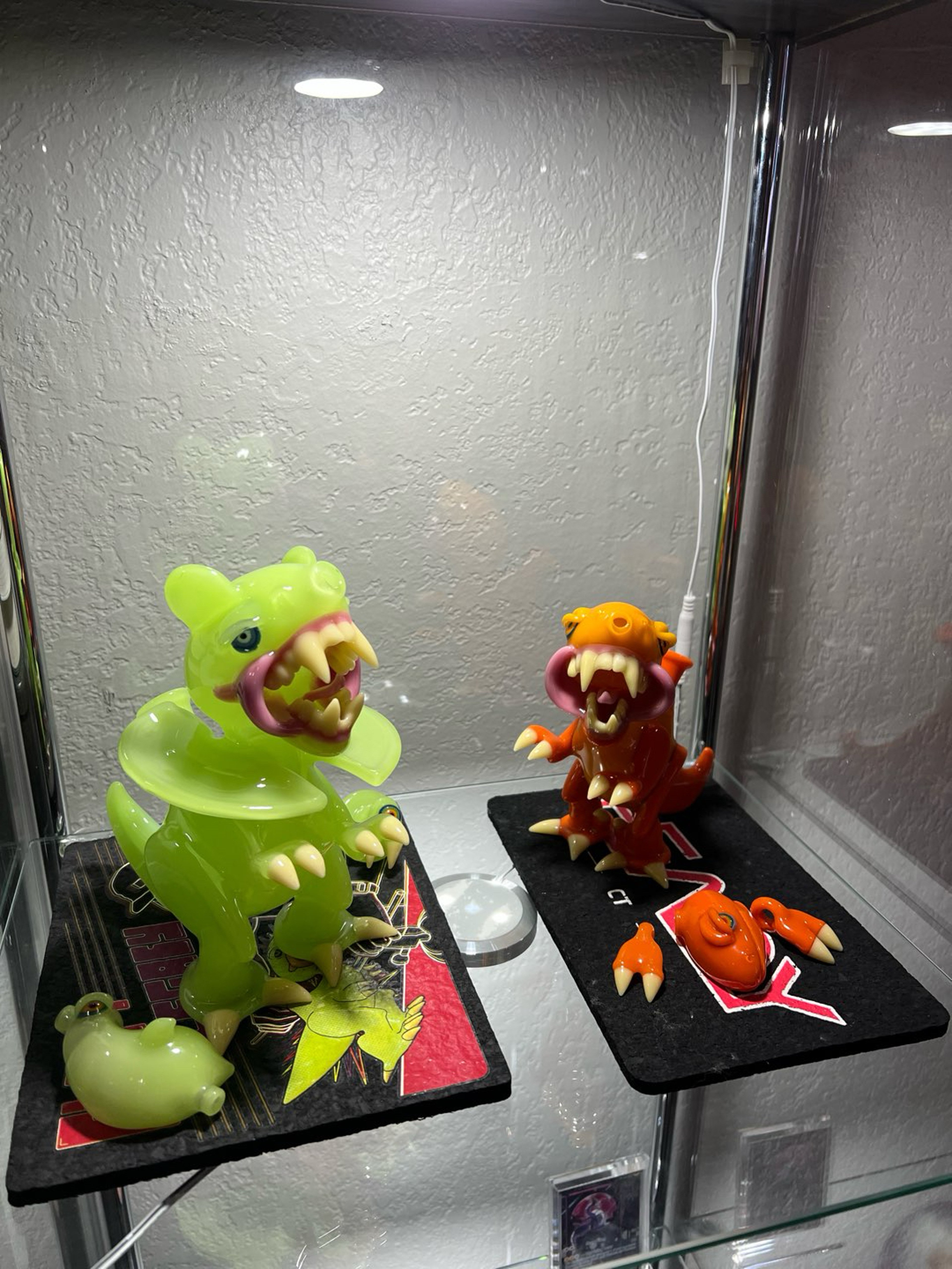 Elbo Open mouths image 0