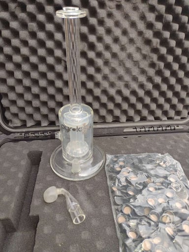 Preview pic of Pyrology natural perc to showerhead with case and extra caps lol
