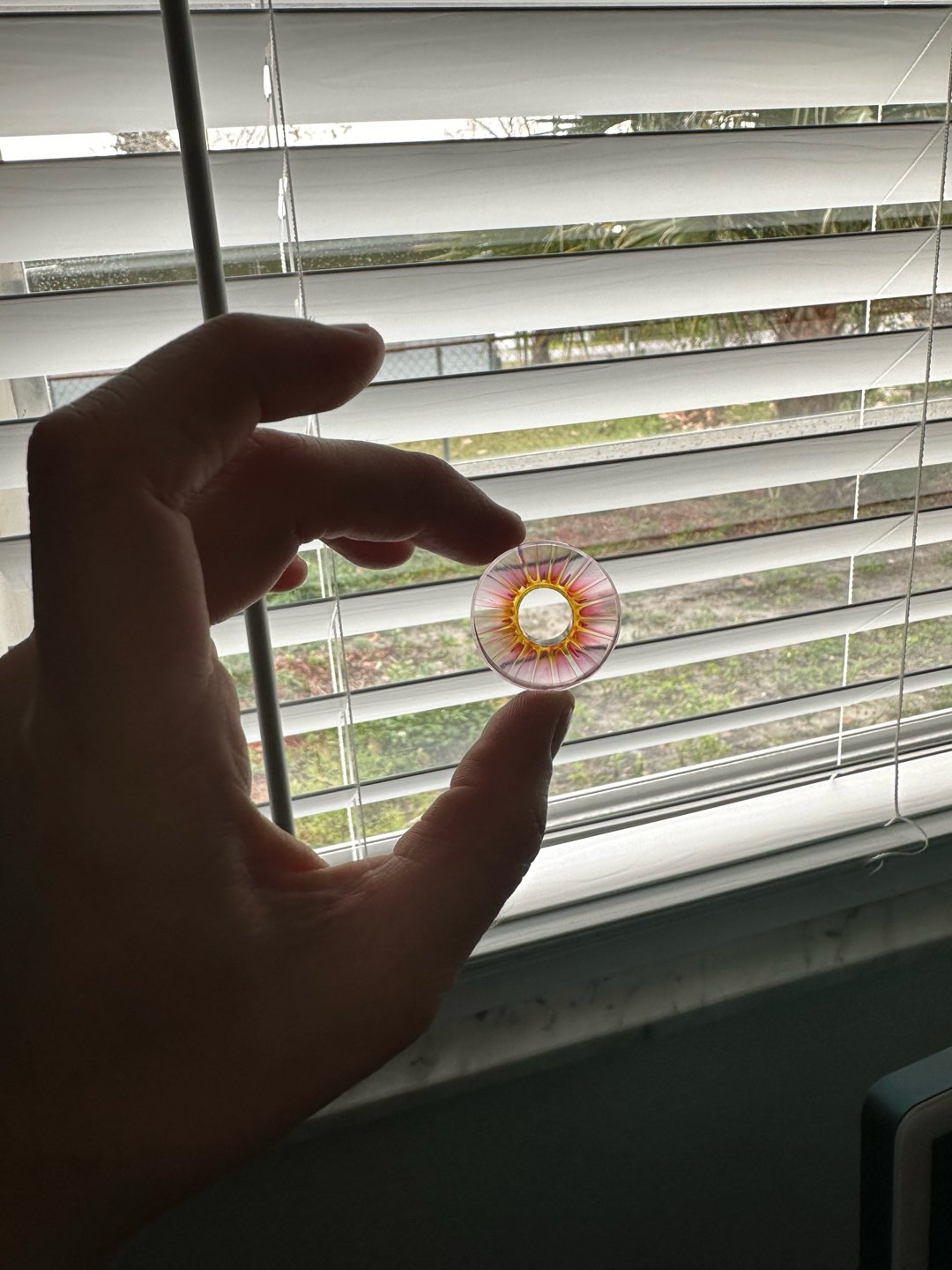 Swank glass bead image 0