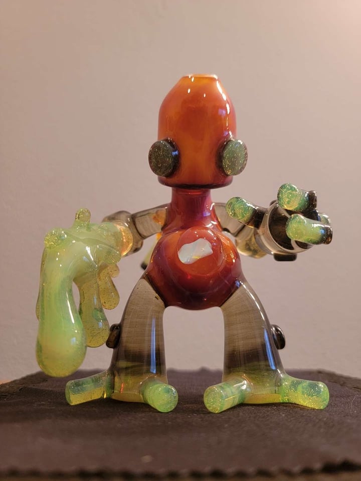 2014 Bug Glass Standing Bot