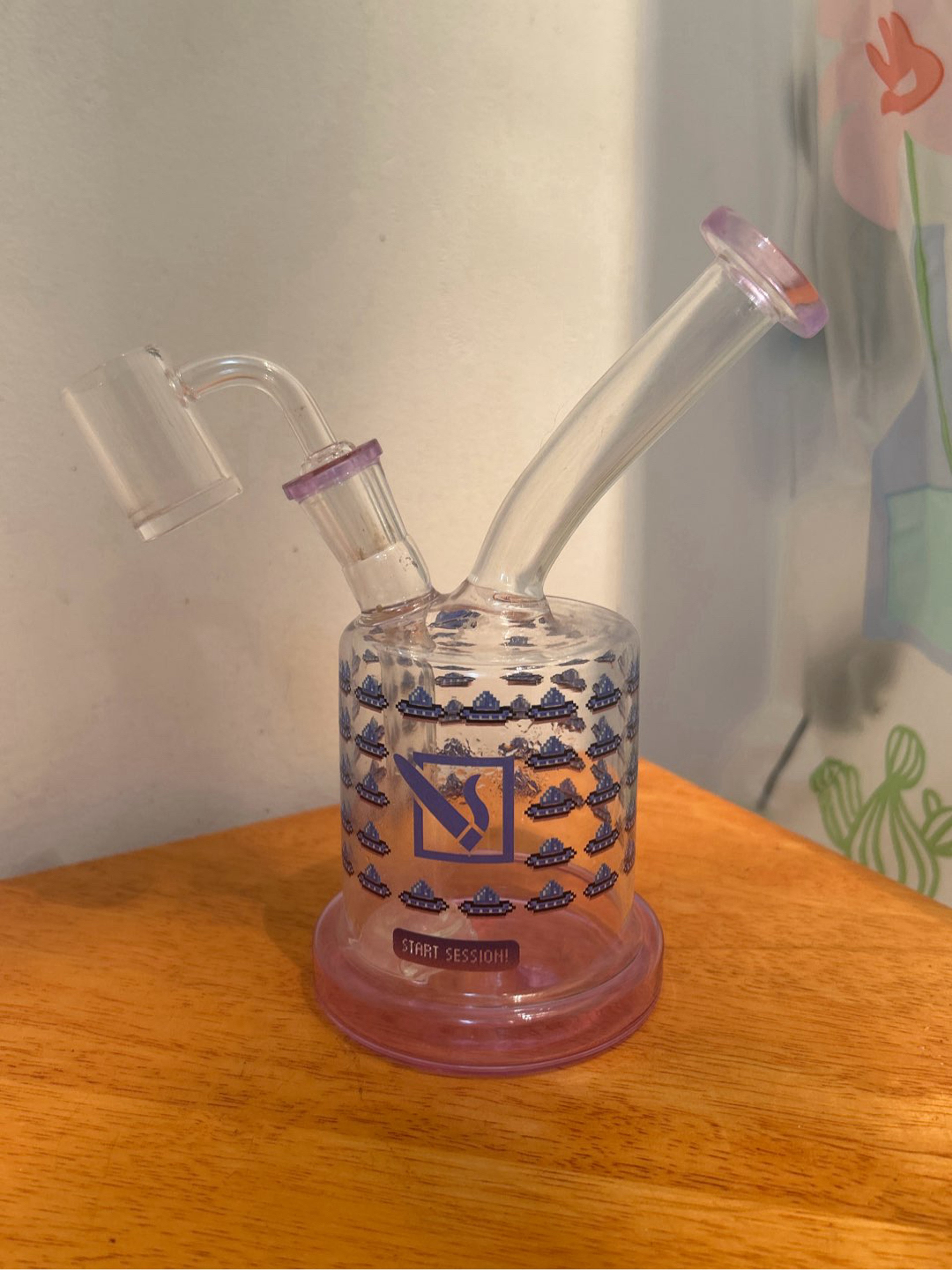 Sesh Invaders rig/bong image 0