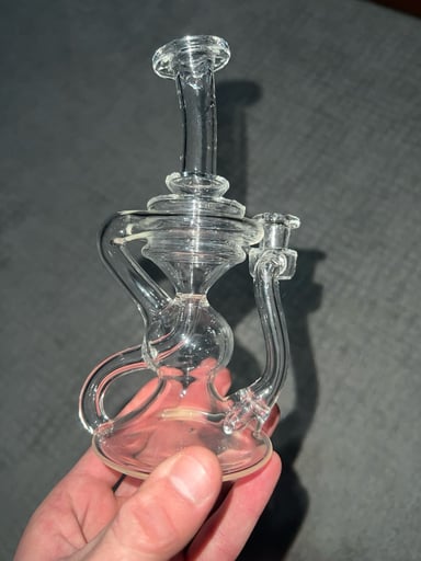 Preview pic of Tony Hernandez