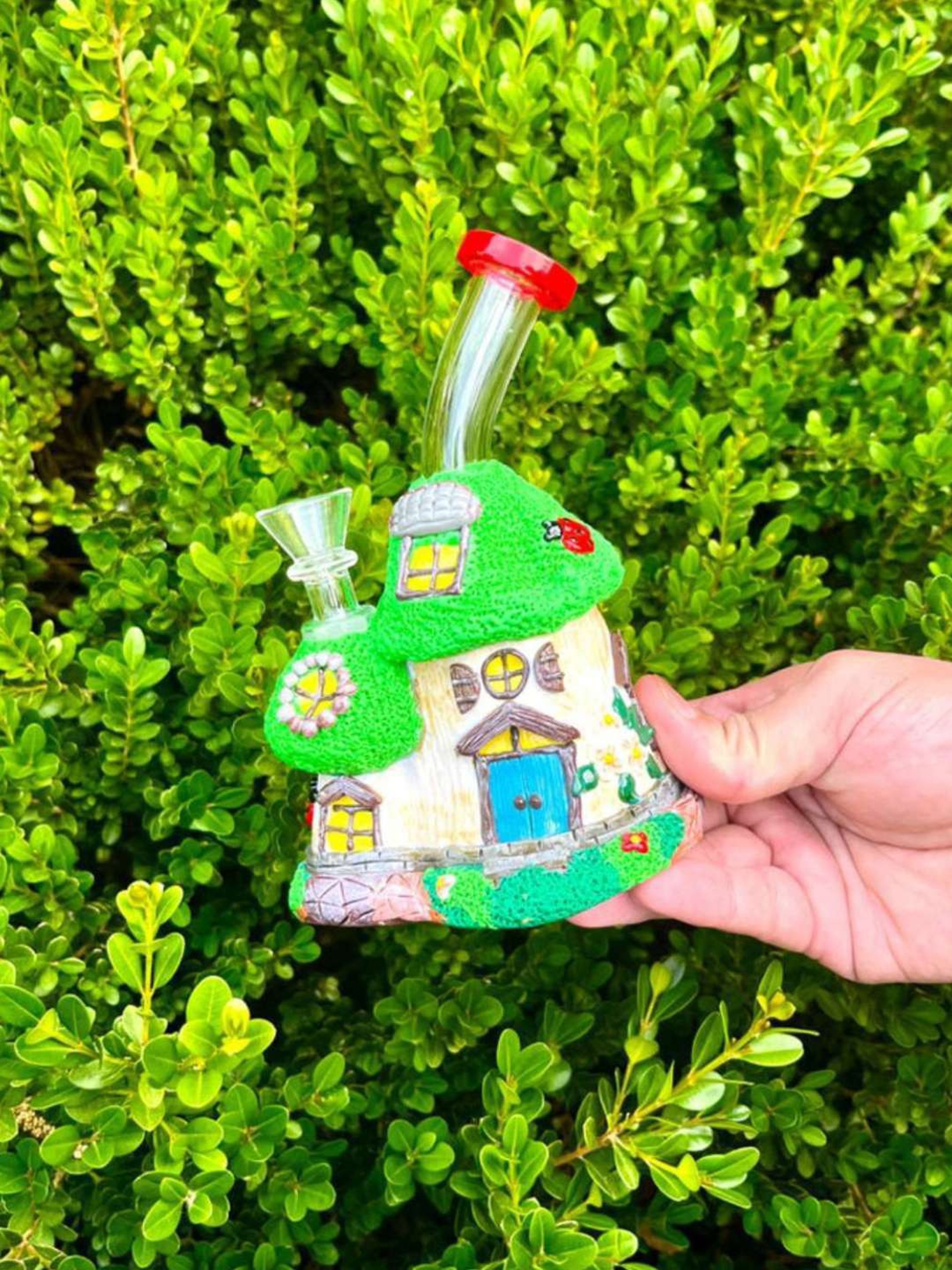 Preview pic of Mario Green Glass Ceramics Rig