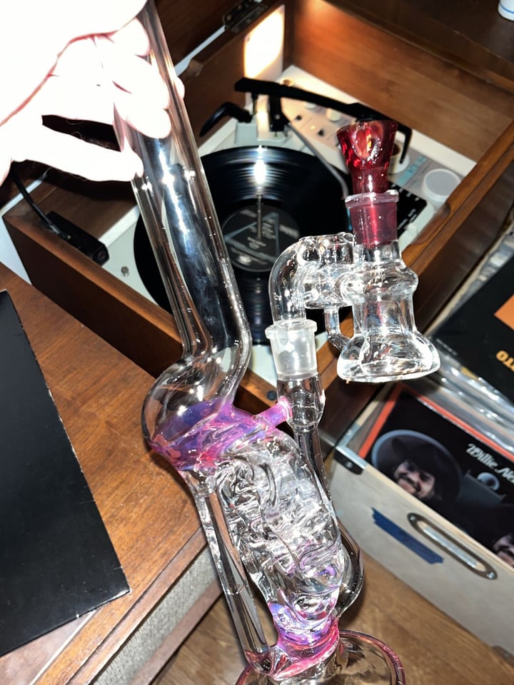 JAKES GLASS 1k-1200$