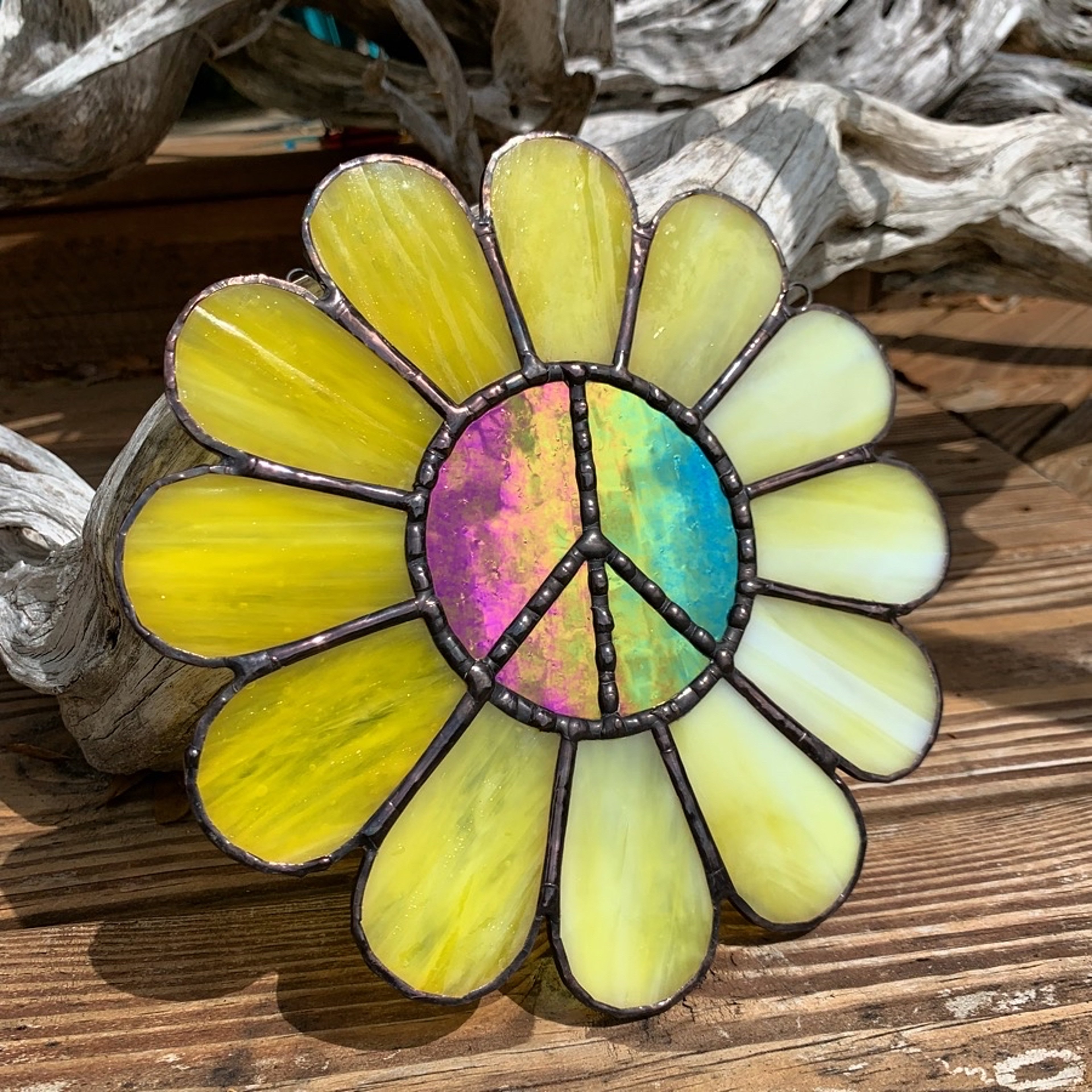 Preview pic of Peace Daisy Stained Glass