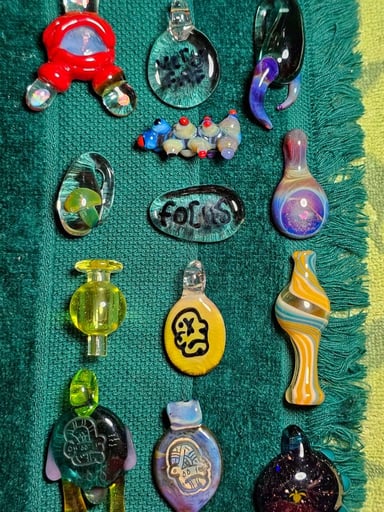 Preview pic of Various glass artist work