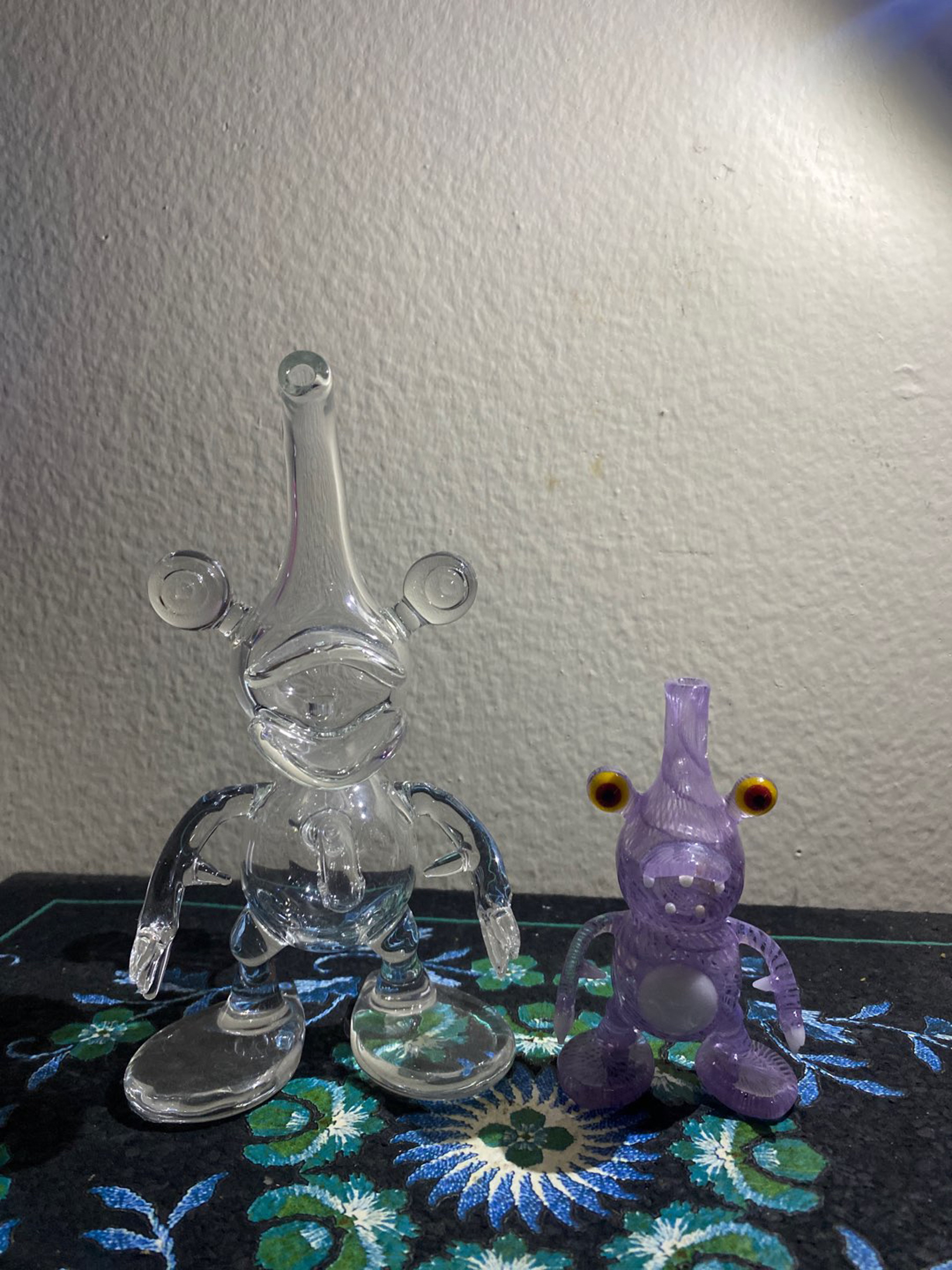 Akame glass dabgon rig and pipe pendant image 0