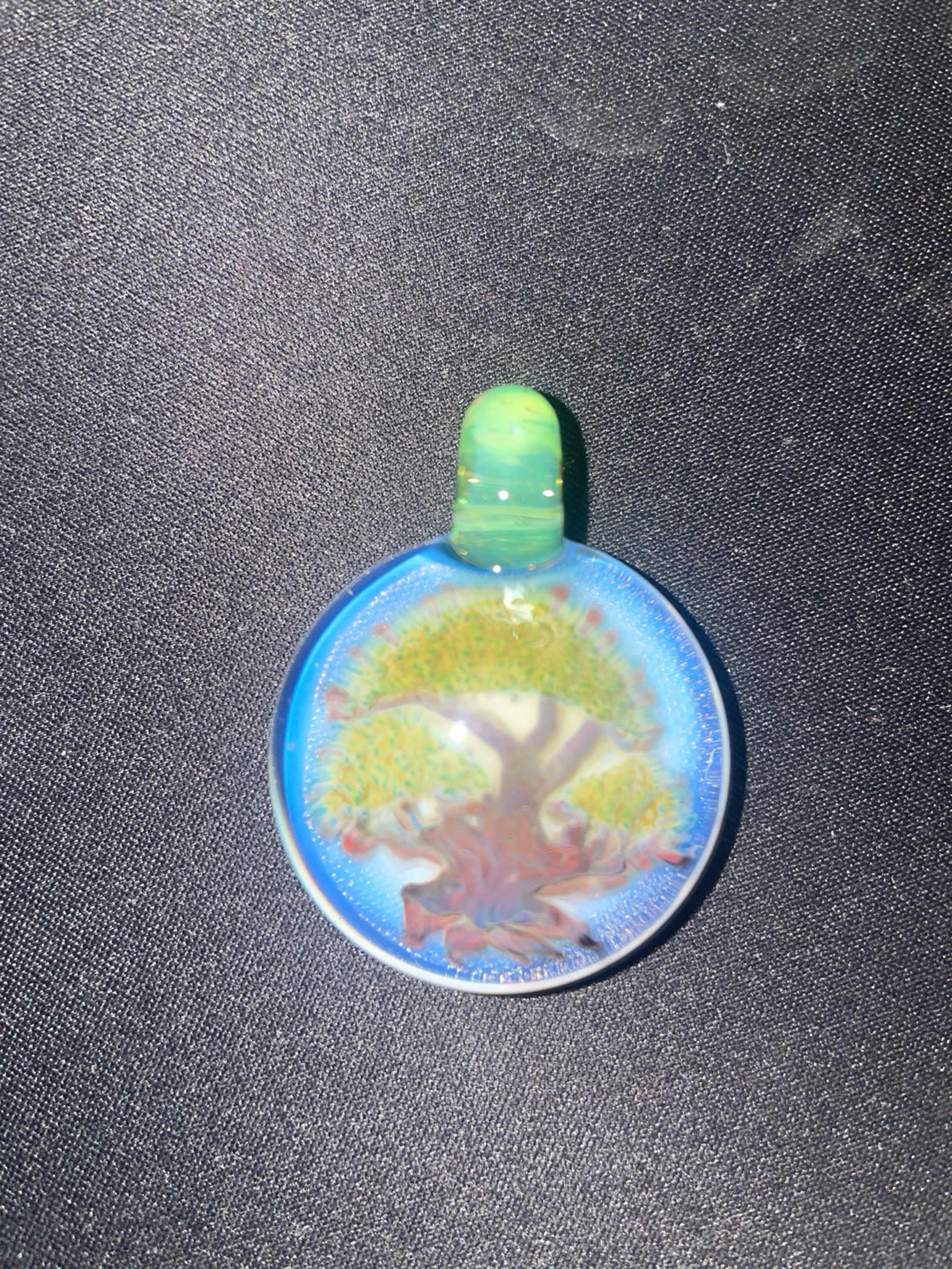 Preview pic of Bonsai pendant