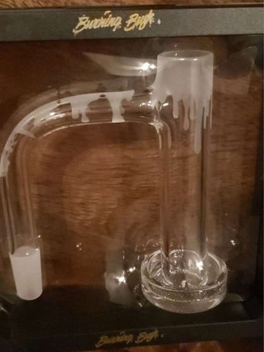 Preview pic of SALE!! 10 mm 90° Burning Bush Quartz Drip Etch Control Tower
