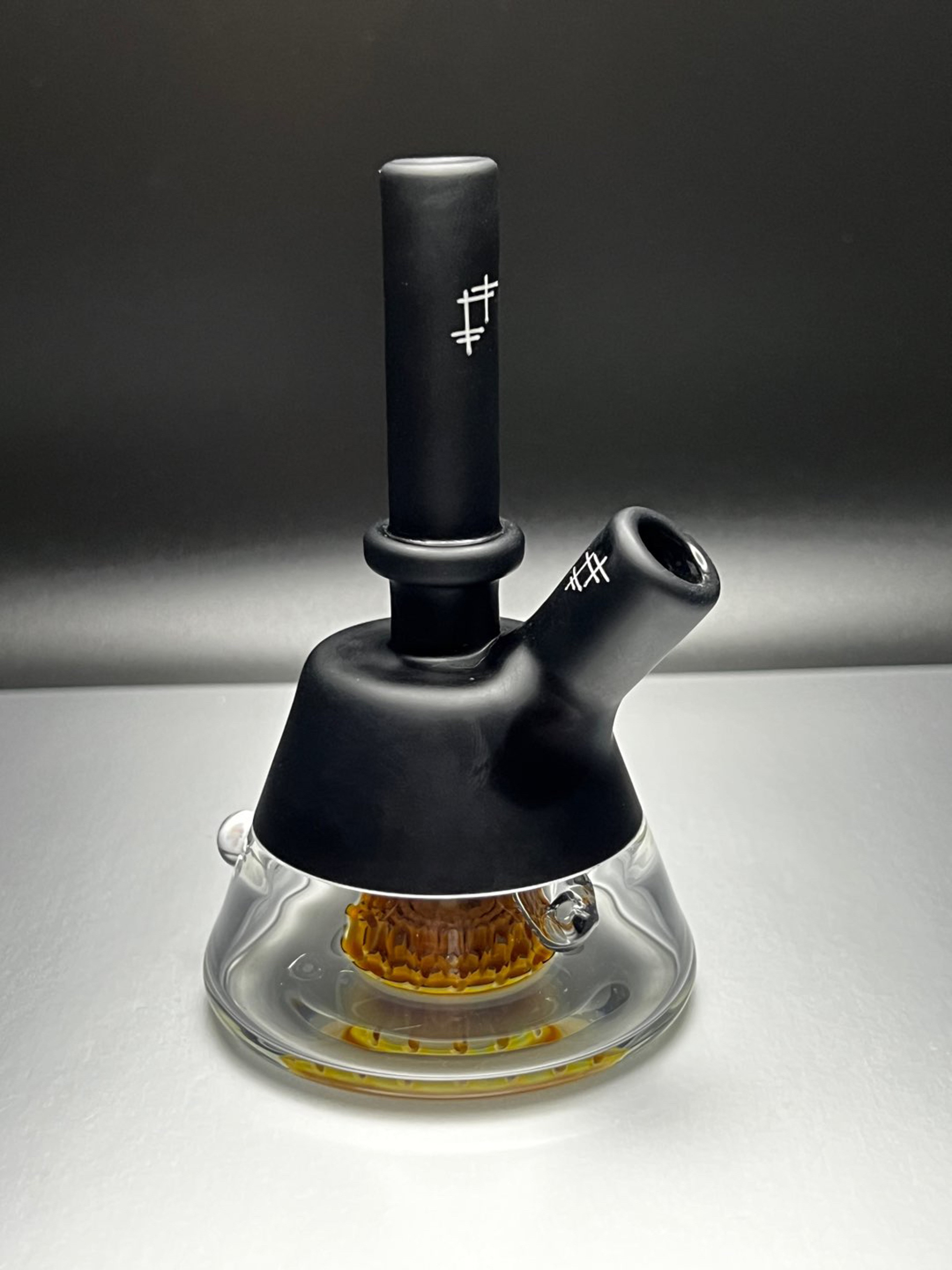 Yunk glass image 0