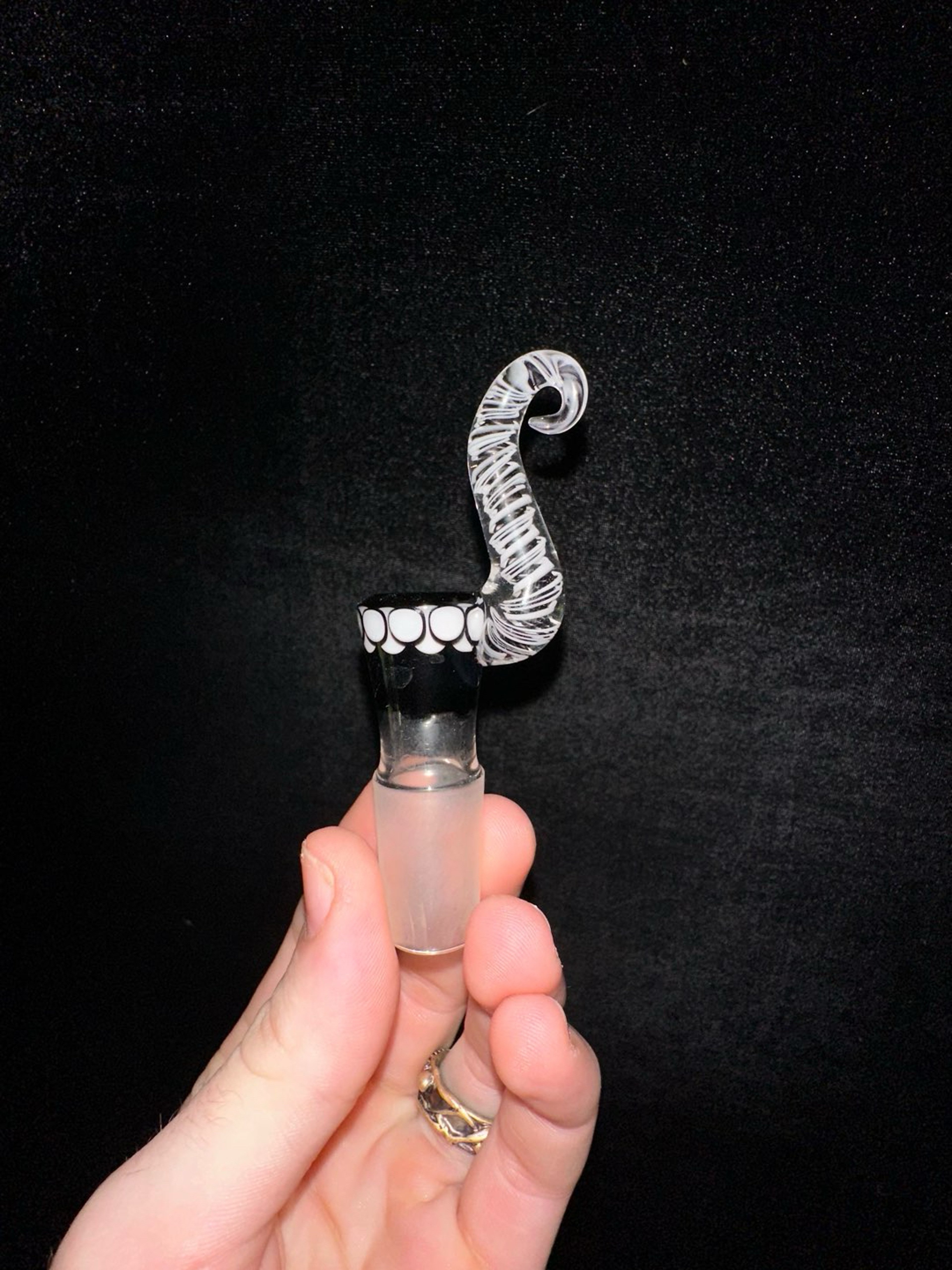 18/4 FA Timeless Glass Black and White image 0